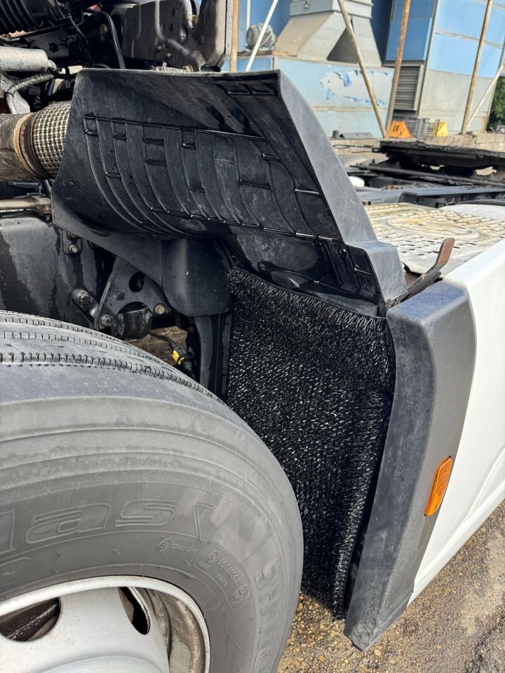 Ford F-Max - Guardabarros: foto 3 Ford F-Max - Guardabarros: foto 3