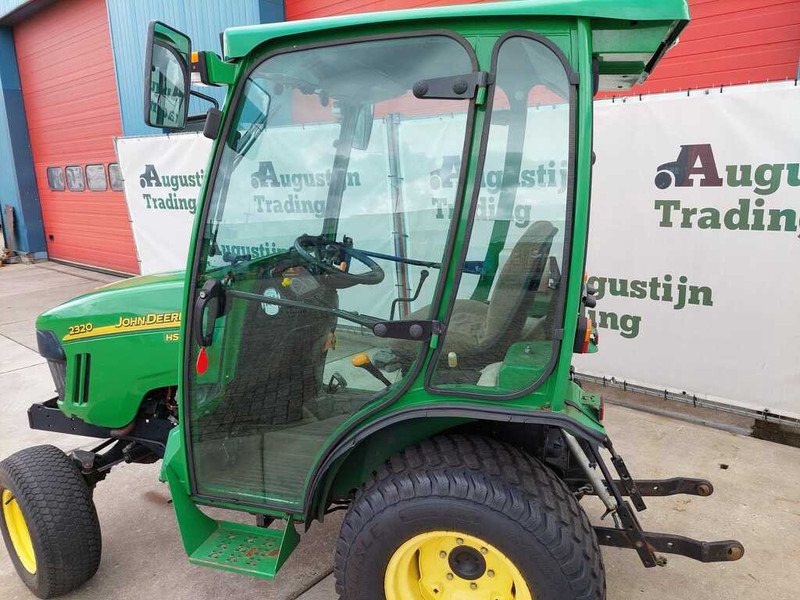 John Deere 2320 - Mini tractor: foto 2 John Deere 2320 - Mini tractor: foto 2