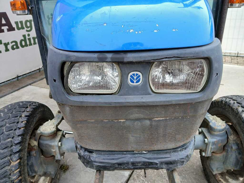 New Holland TC 27 - Mini tractor: foto 5 New Holland TC 27 - Mini tractor: foto 5