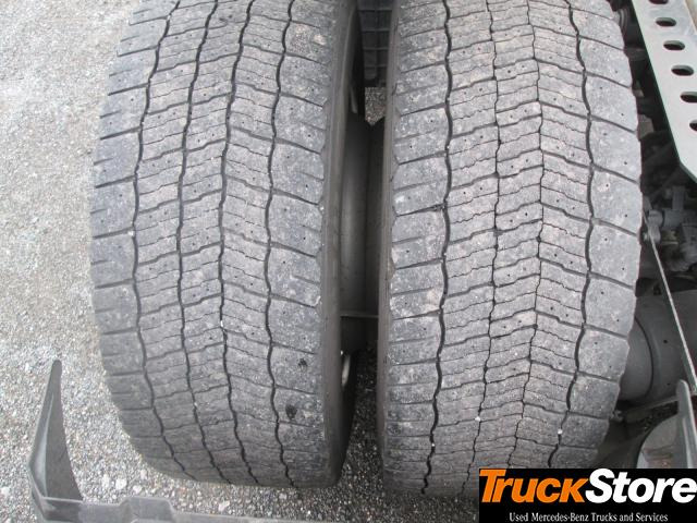 Mercedes-Benz Actros 1845 LS nRL - Cabeza tractora: foto 2 Mercedes-Benz Actros 1845 LS nRL - Cabeza tractora: foto 2