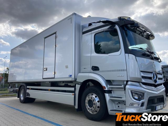 Mercedes-Benz eActros 300 L - Camión frigorífico: foto 2 Mercedes-Benz eActros 300 L - Camión frigorífico: foto 2