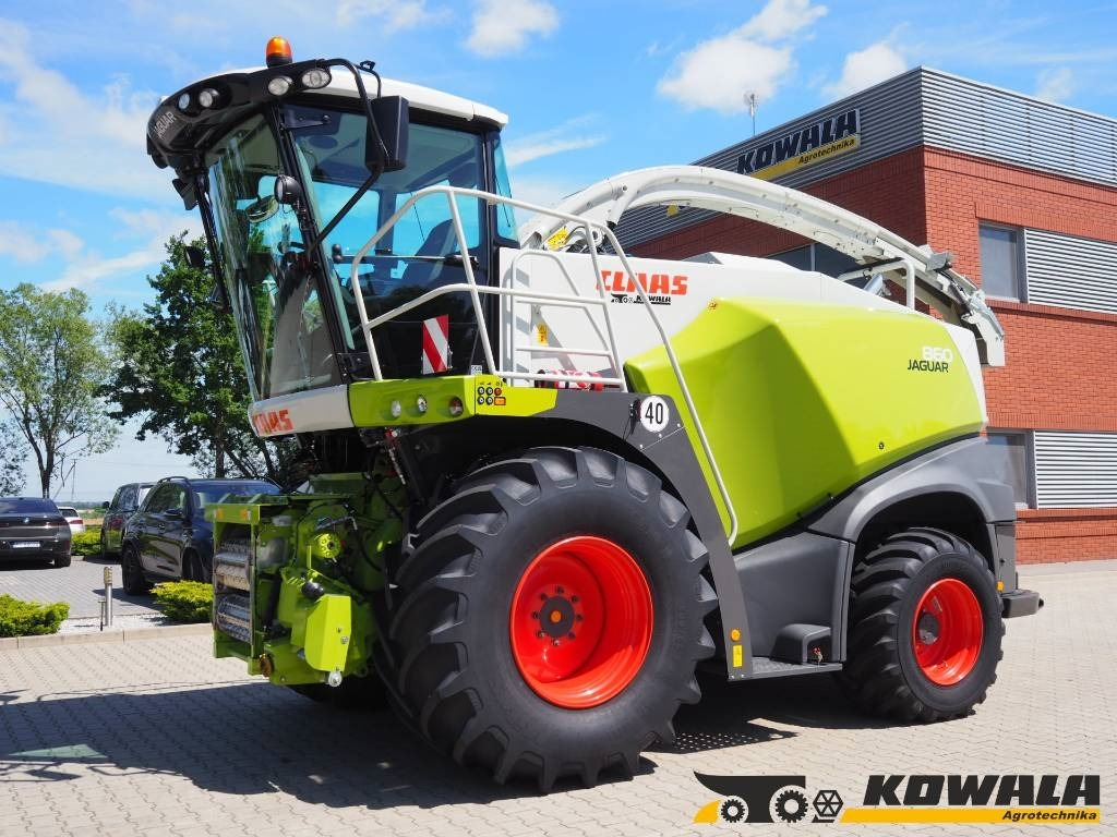 Claas Jaguar 860 4WD - Cosechadora de forraje: foto 1 Claas Jaguar 860 4WD - Cosechadora de forraje: foto 1