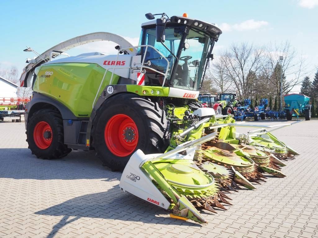 Claas Jaguar 950 4WD + Orbis 750 - Cosechadora de forraje: foto 4 Claas Jaguar 950 4WD + Orbis 750 - Cosechadora de forraje: foto 4