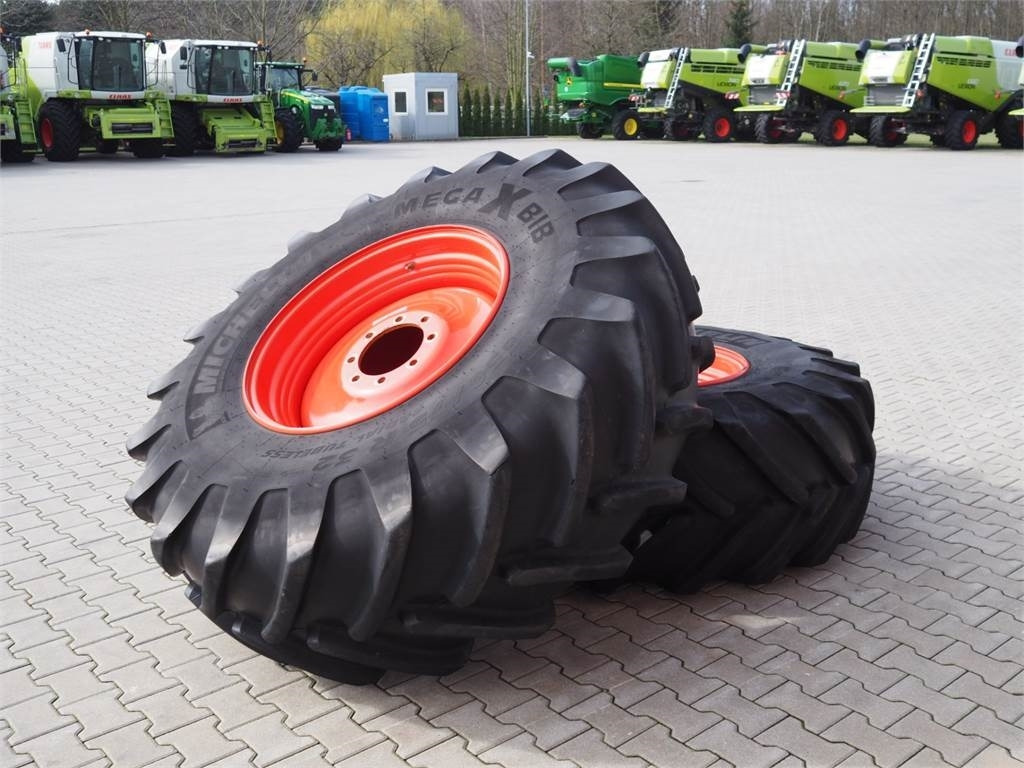 Claas Koła rolnicze 650/75 R32 - Claas - Maquinaria de henificación: foto 5 Claas Koła rolnicze 650/75 R32 - Claas - Maquinaria de henificación: foto 5