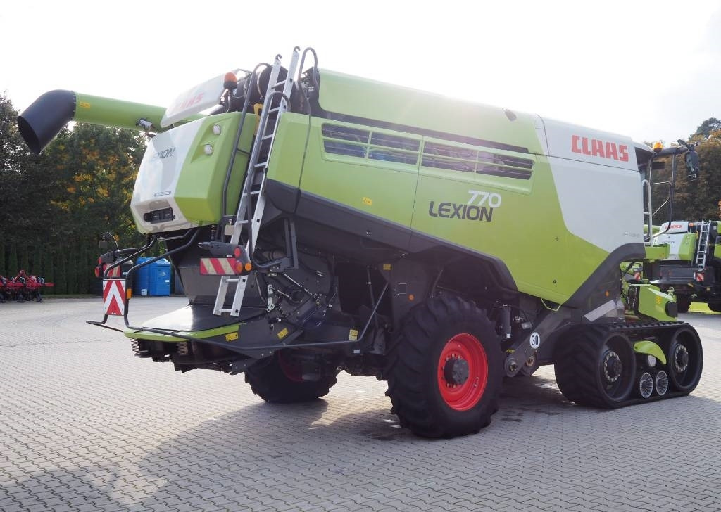 Claas Lexion 770TT 4x4 + V1200  - Cosechadora de granos: foto 3 Claas Lexion 770TT 4x4 + V1200  - Cosechadora de granos: foto 3
