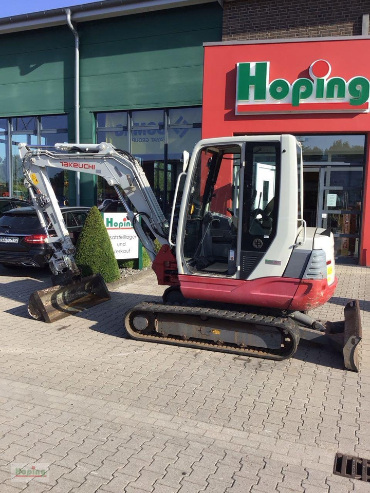 Takeuchi TB 235 - Miniexcavadora: foto 2 Takeuchi TB 235 - Miniexcavadora: foto 2