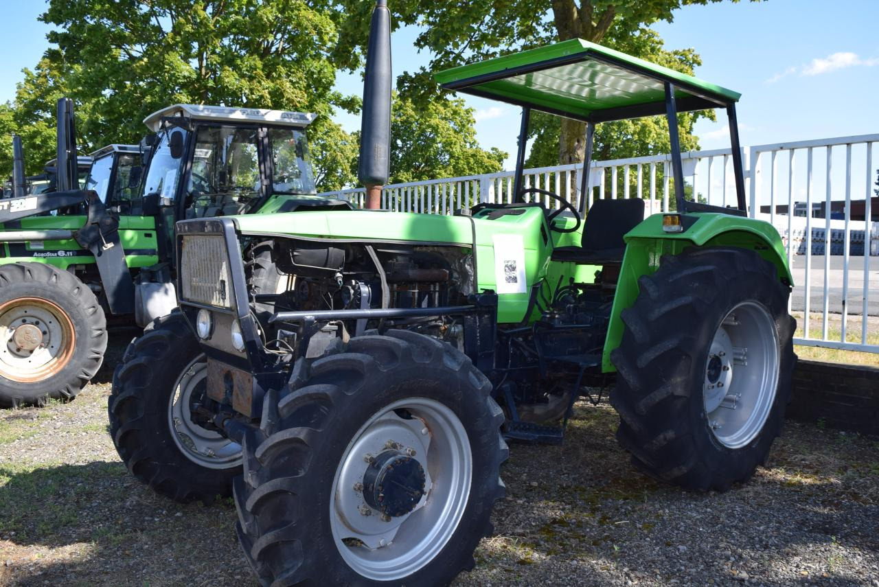 Deutz-Fahr DX 3.60 - Tractor: foto 2 Deutz-Fahr DX 3.60 - Tractor: foto 2