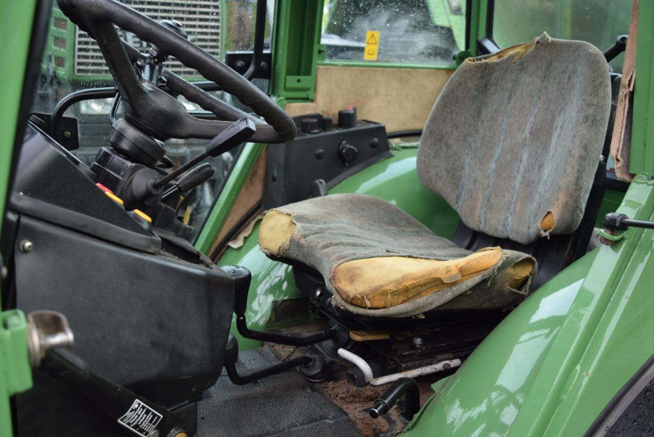 Tractor Fendt Farmer 260 V *Schmalspur*: foto 8