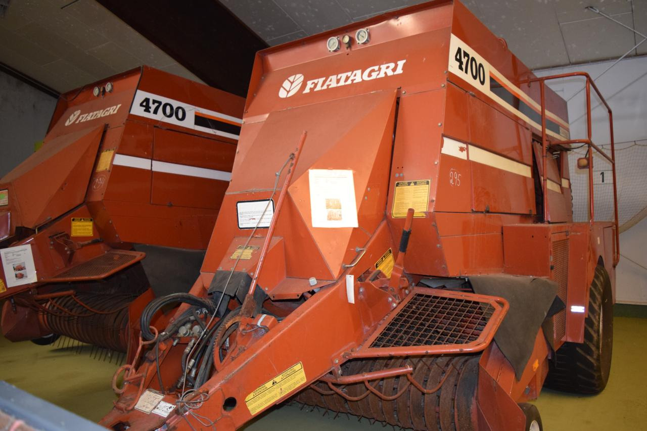 / Fiat Hesston 4700 - Empacadora de pacas cuadradas: foto 4 / Fiat Hesston 4700 - Empacadora de pacas cuadradas: foto 4