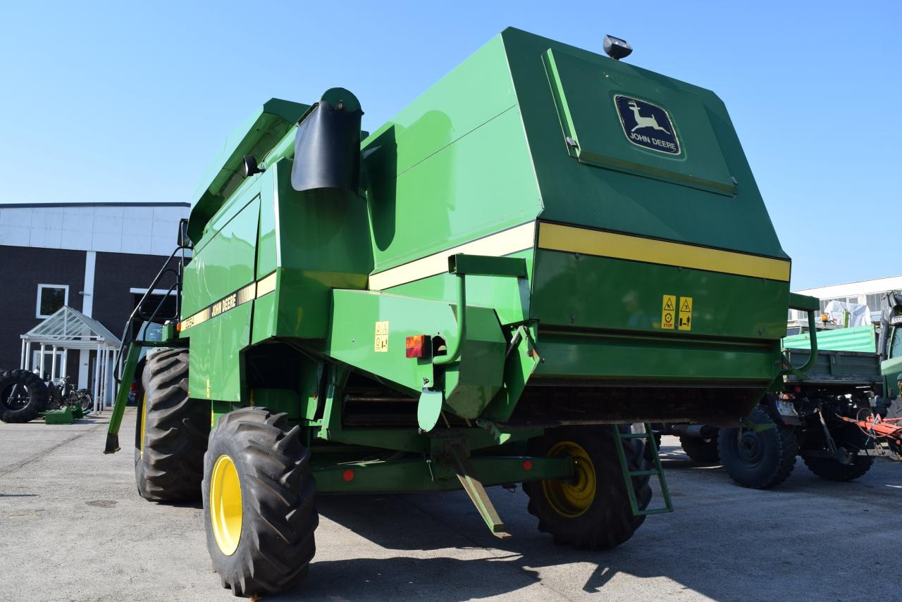 John Deere 2064 - Cosechadora de granos: foto 5 John Deere 2064 - Cosechadora de granos: foto 5