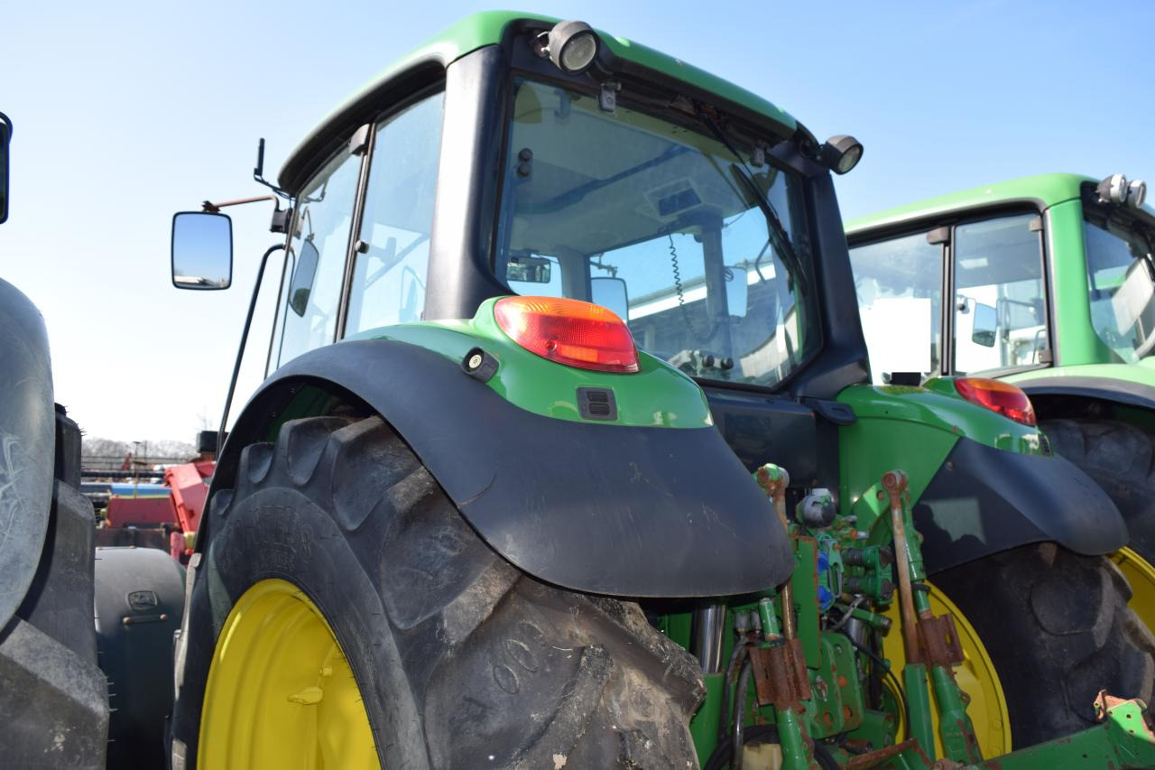 John Deere 6330 - Tractor: foto 3 John Deere 6330 - Tractor: foto 3