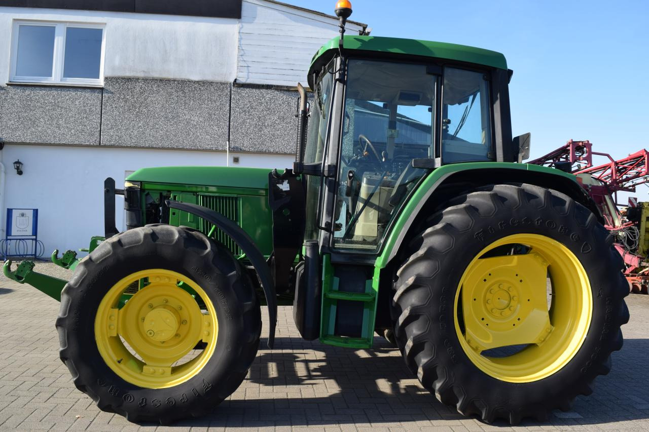 John Deere 6410 - Tractor: foto 3 John Deere 6410 - Tractor: foto 3