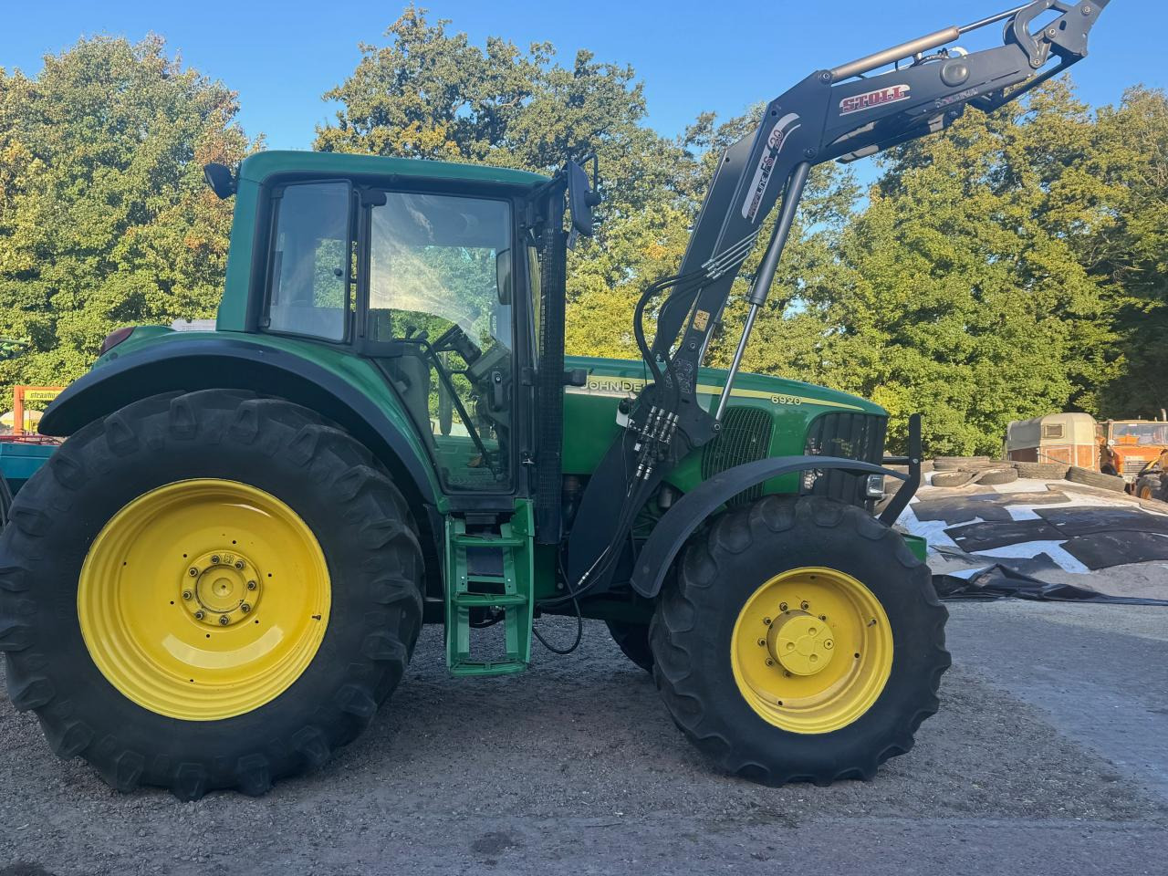 John Deere 6920 - Tractor: foto 1 John Deere 6920 - Tractor: foto 1