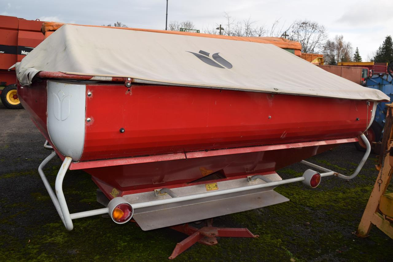 Lely SX 4000 Centerliner - Esparcidor de fertilizantes: foto 1 Lely SX 4000 Centerliner - Esparcidor de fertilizantes: foto 1