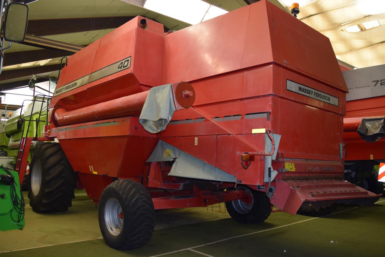 Massey Ferguson MF 40 RS - Cosechadora de granos: foto 5 Massey Ferguson MF 40 RS - Cosechadora de granos: foto 5