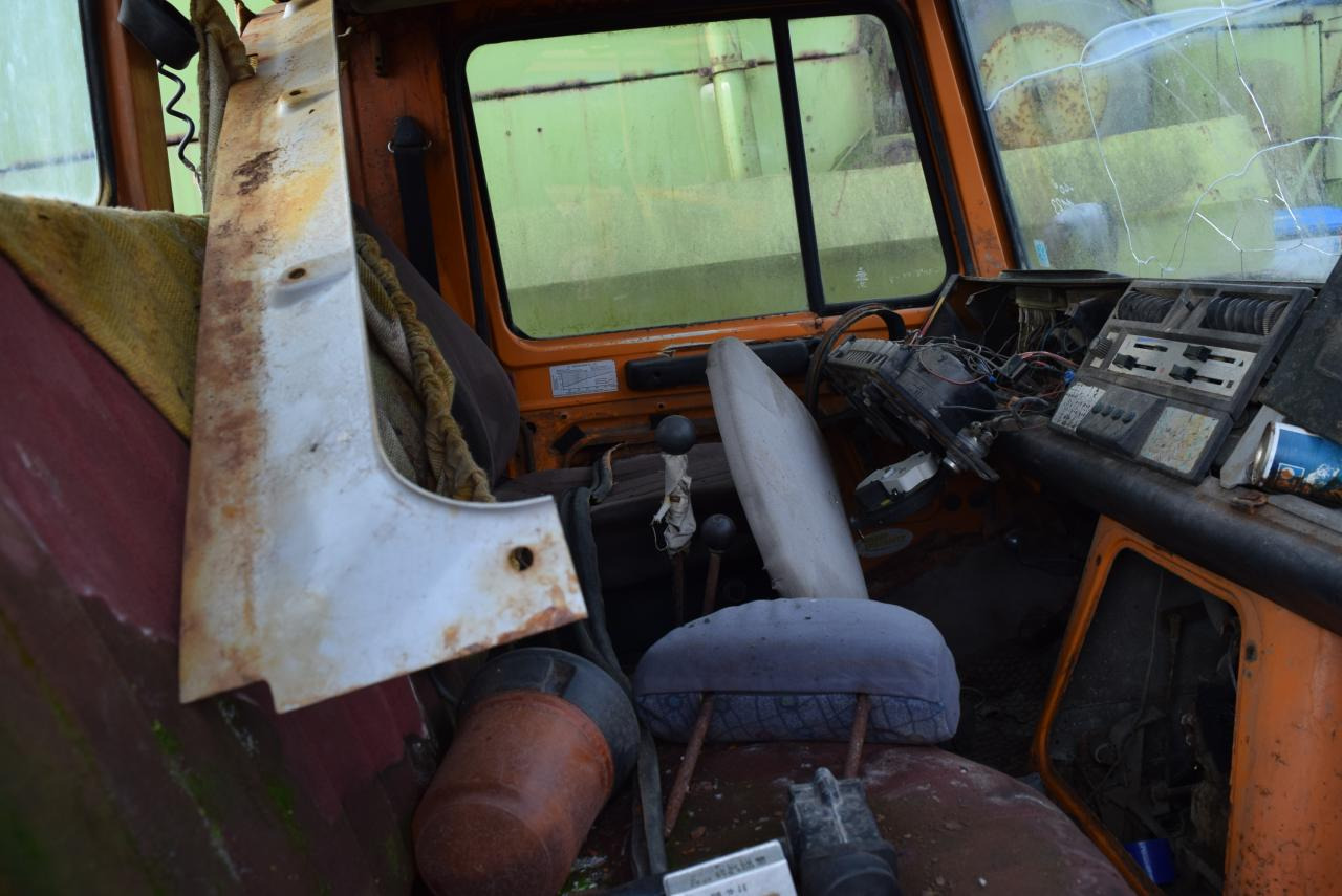 Tractor Mercedes-Benz Unimog U1200: foto 10 Tractor Mercedes-Benz Unimog U1200: foto 10