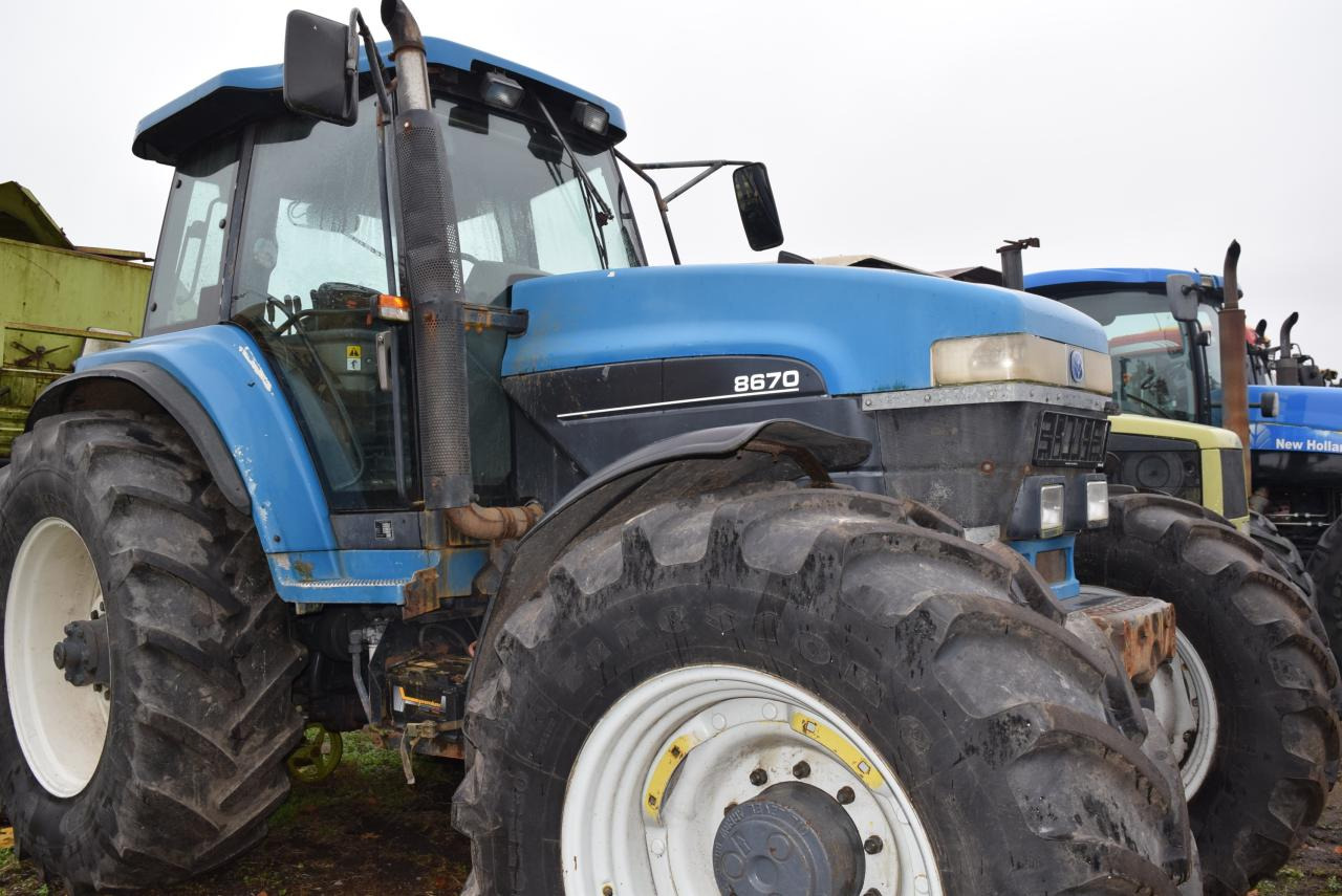 New Holland 8670 - Tractor: foto 2 New Holland 8670 - Tractor: foto 2