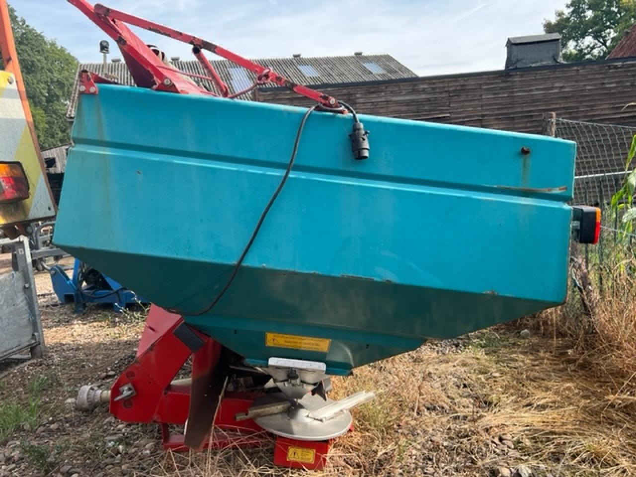 Sulky Burel DPX 2004 - Esparcidor de fertilizantes: foto 2 Sulky Burel DPX 2004 - Esparcidor de fertilizantes: foto 2