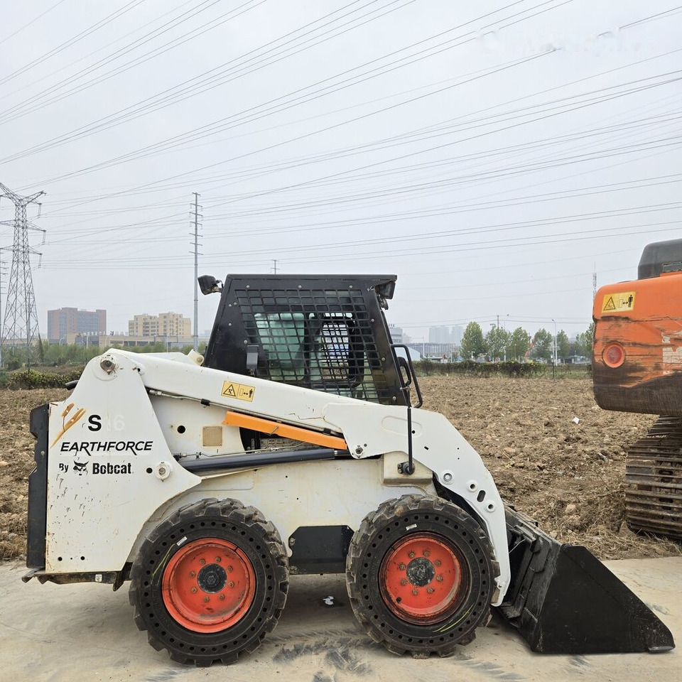 Bobcat S16 - Minicargadora: foto 2 Bobcat S16 - Minicargadora: foto 2
