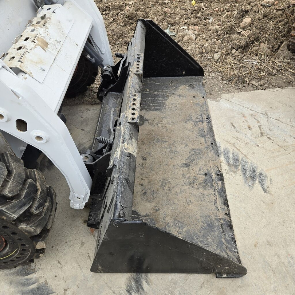 Bobcat S16 - Minicargadora: foto 1 Bobcat S16 - Minicargadora: foto 1