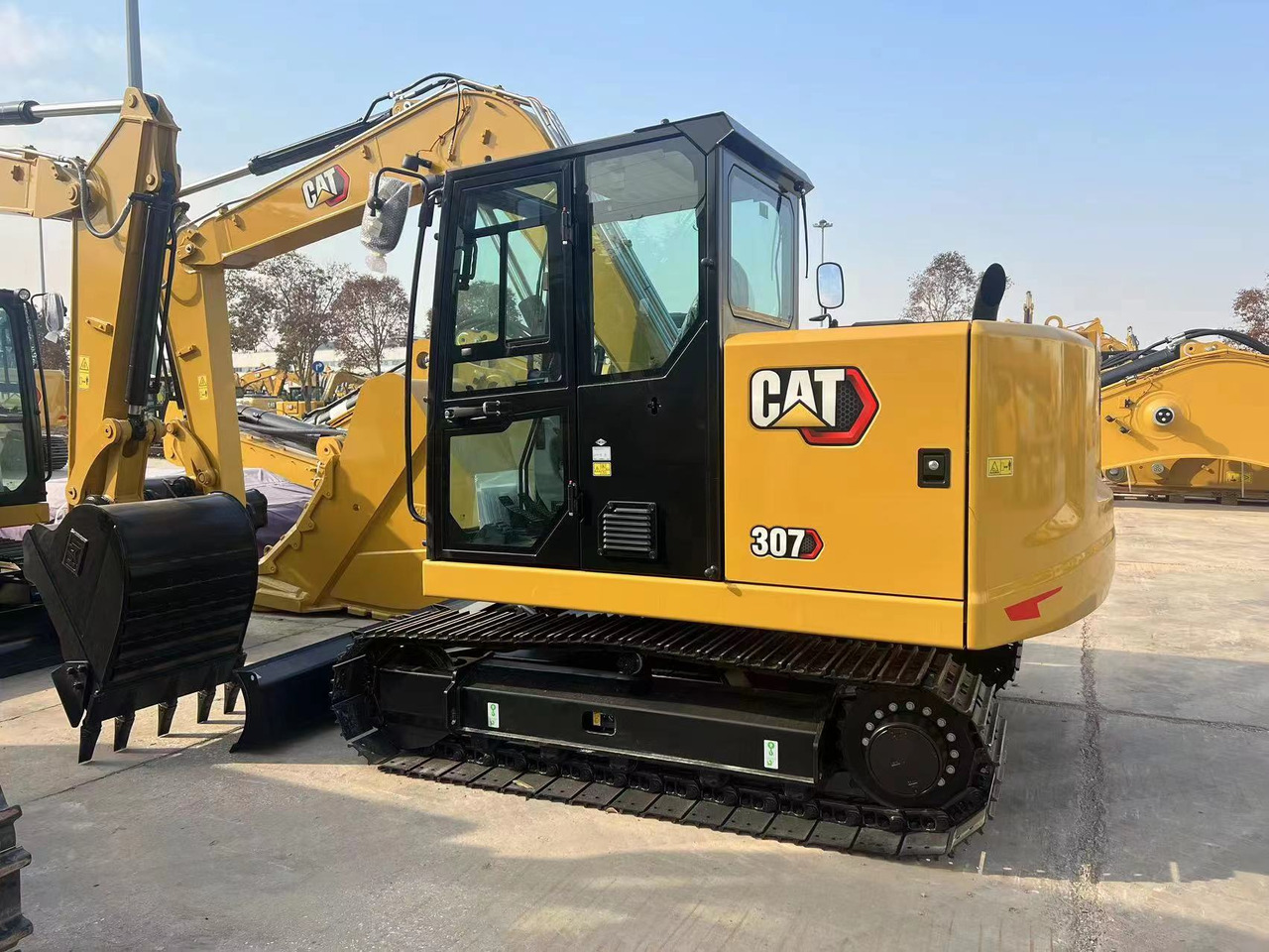CATERPILLAR 307 - Miniexcavadora: foto 1 CATERPILLAR 307 - Miniexcavadora: foto 1