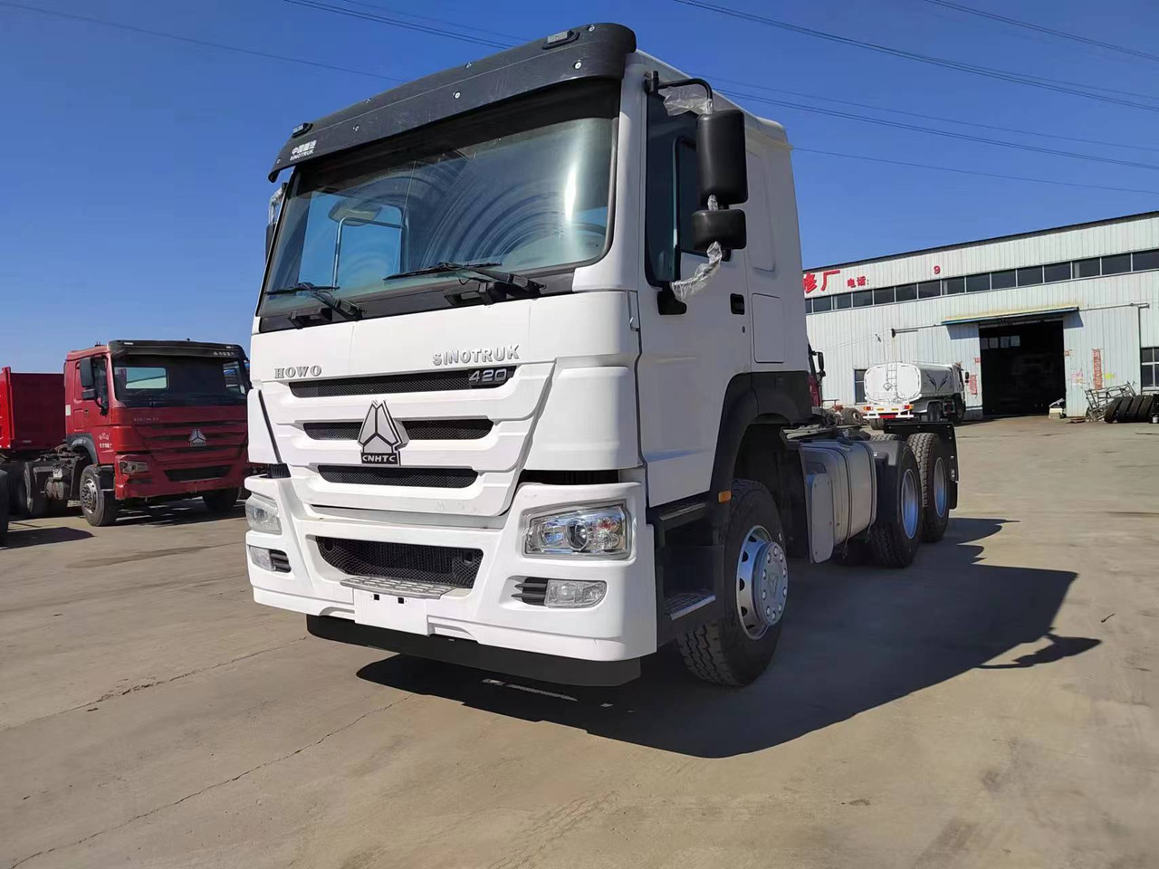 SINOTRUK Howo trailer head - Cabeza tractora: foto 4 SINOTRUK Howo trailer head - Cabeza tractora: foto 4