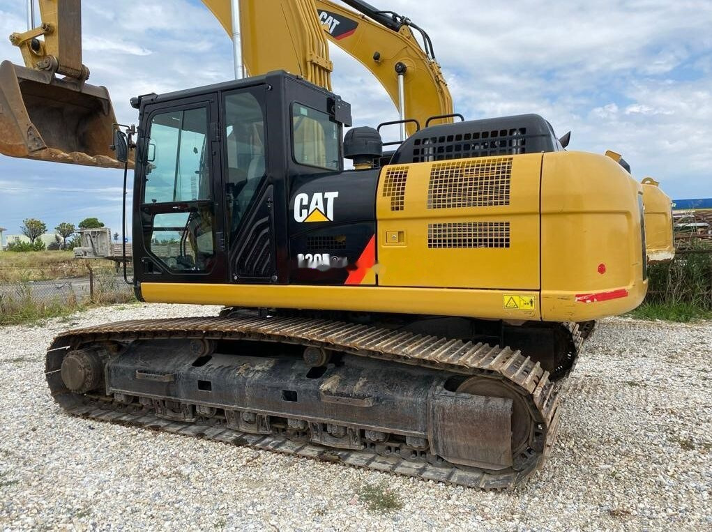 Excavadora de cadenas Caterpillar 330D2L: foto 7