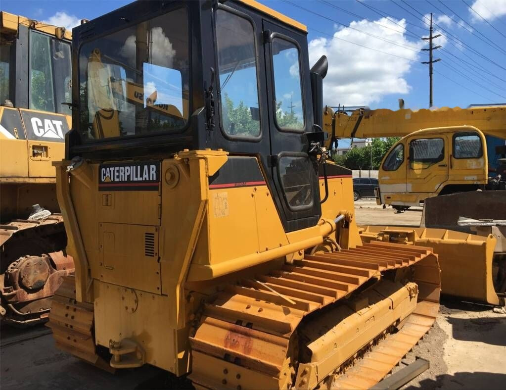 Caterpillar D4C - Bulldozer: foto 3 Caterpillar D4C - Bulldozer: foto 3