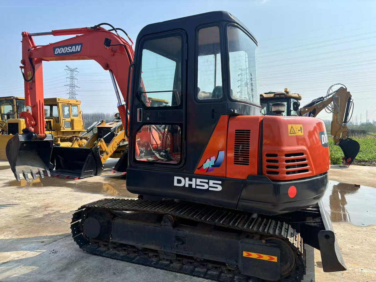 Doosan DH55 - Miniexcavadora: foto 1 Doosan DH55 - Miniexcavadora: foto 1
