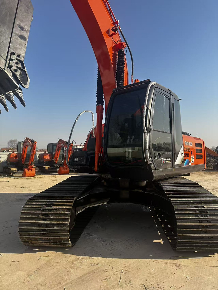 Excavadora HITACHI ZX210: foto 6 Excavadora HITACHI ZX210: foto 6