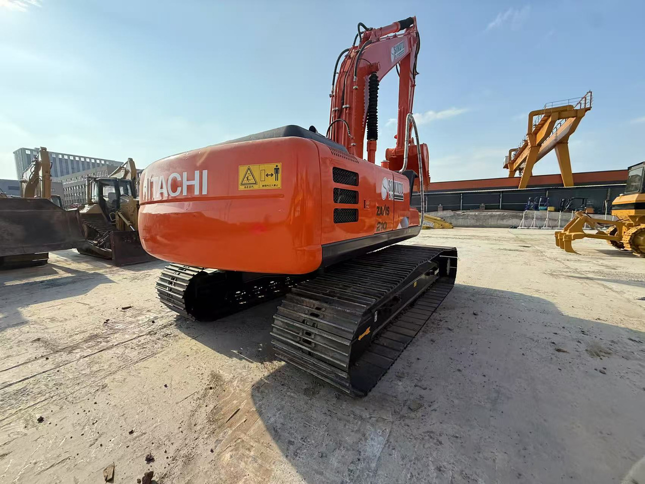 HITACHI ZX210 - Excavadora de cadenas: foto 4 HITACHI ZX210 - Excavadora de cadenas: foto 4