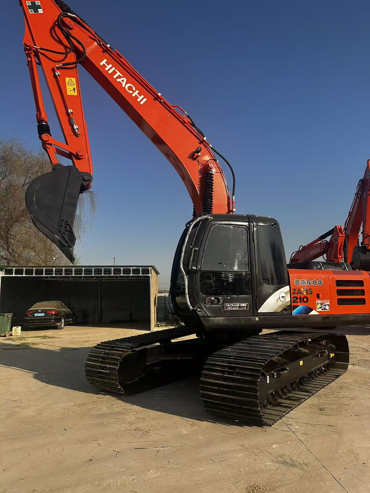 Excavadora HITACHI ZX210: foto 7 Excavadora HITACHI ZX210: foto 7