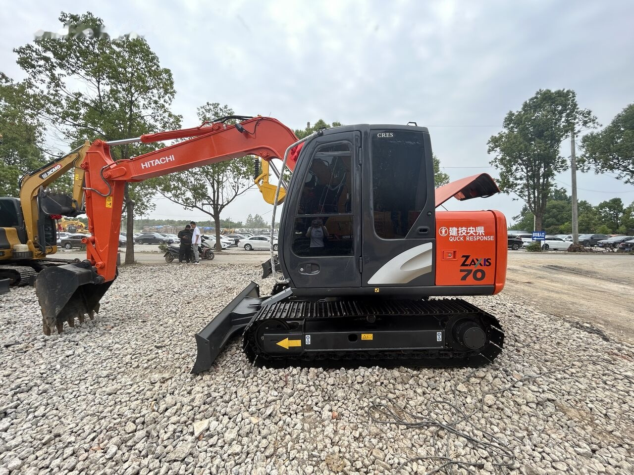 Excavadora de cadenas Hitachi ZX70: foto 8