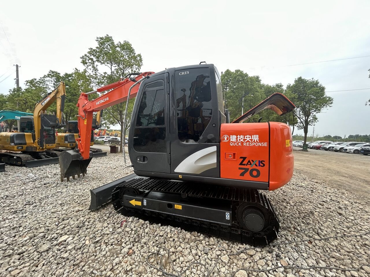Excavadora de cadenas Hitachi ZX70: foto 12