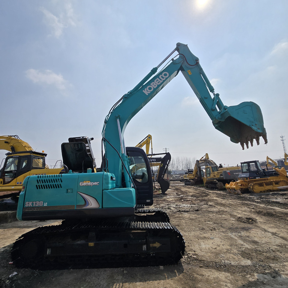Kobelco SK130-8 - Excavadora de cadenas: foto 2 Kobelco SK130-8 - Excavadora de cadenas: foto 2