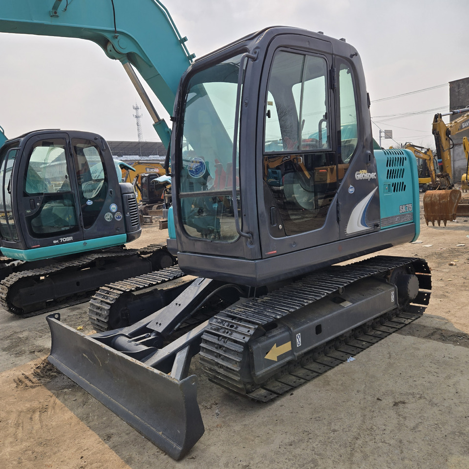Kobelco SK75-8 - Miniexcavadora: foto 4 Kobelco SK75-8 - Miniexcavadora: foto 4