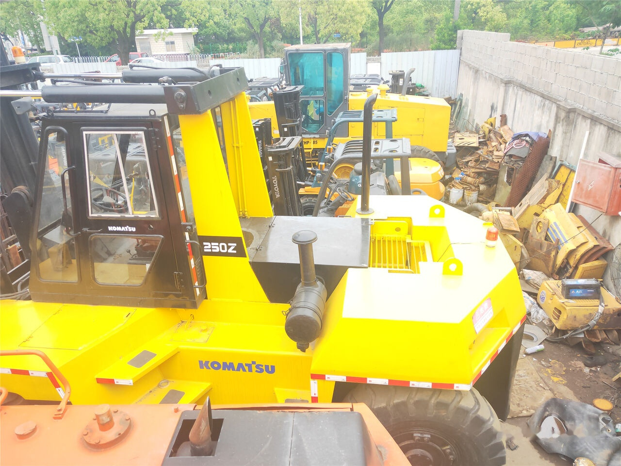 Komatsu FD250 - Carretilla elevadora diésel: foto 1 Komatsu FD250 - Carretilla elevadora diésel: foto 1