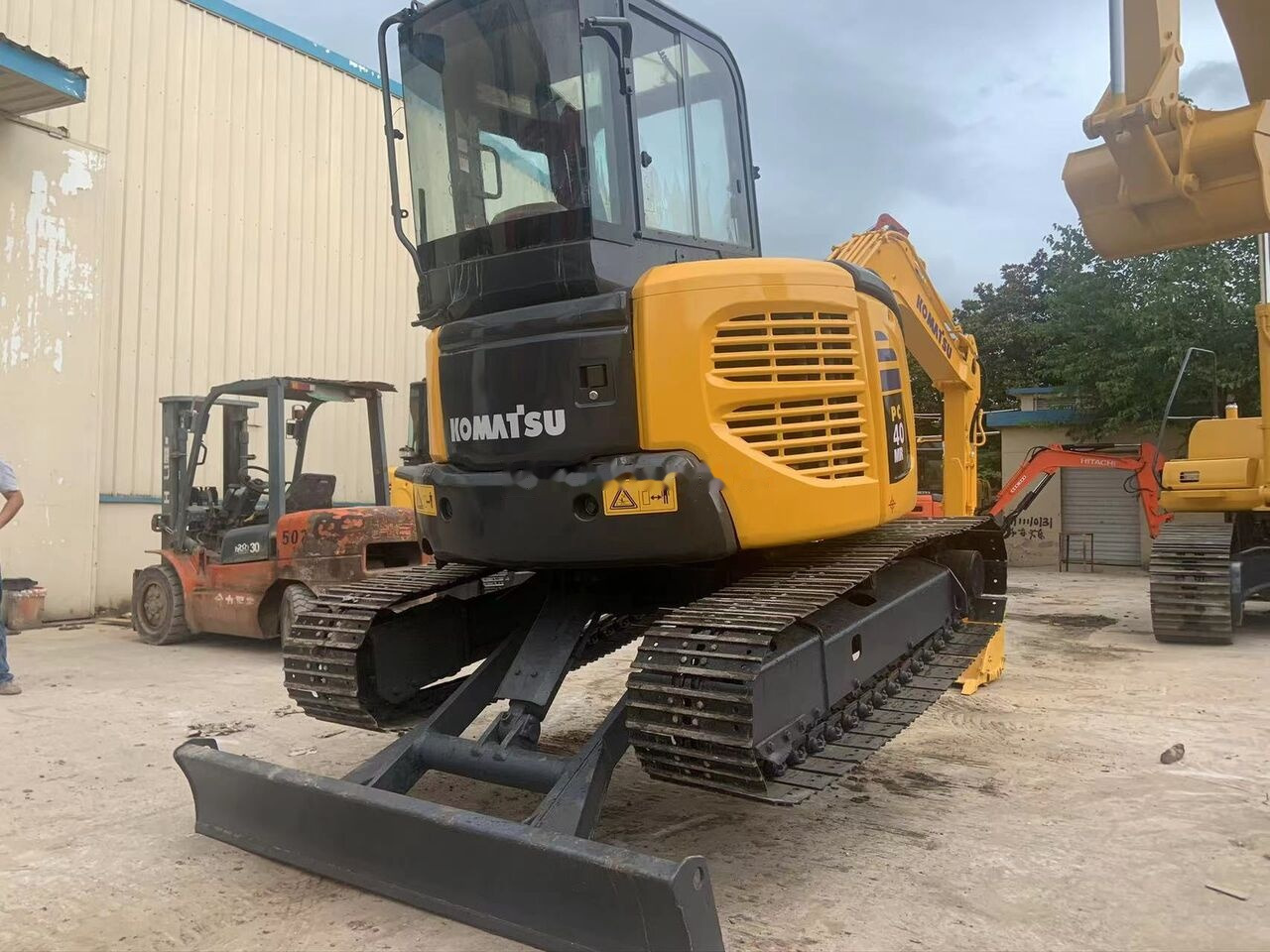 Komatsu PC40MR - Miniexcavadora: foto 1 Komatsu PC40MR - Miniexcavadora: foto 1