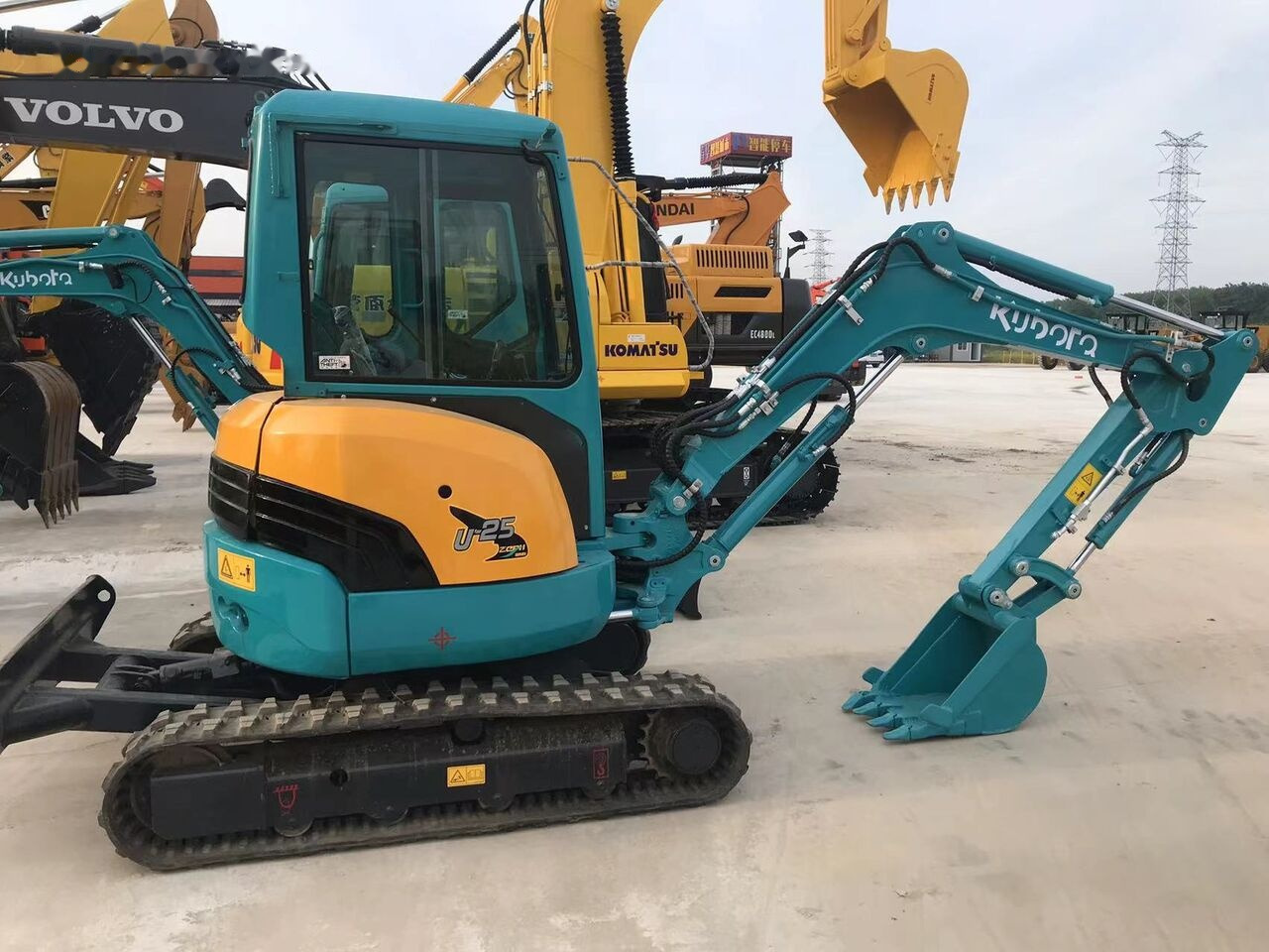 Miniexcavadora Kubota U25: foto 10 Miniexcavadora Kubota U25: foto 10