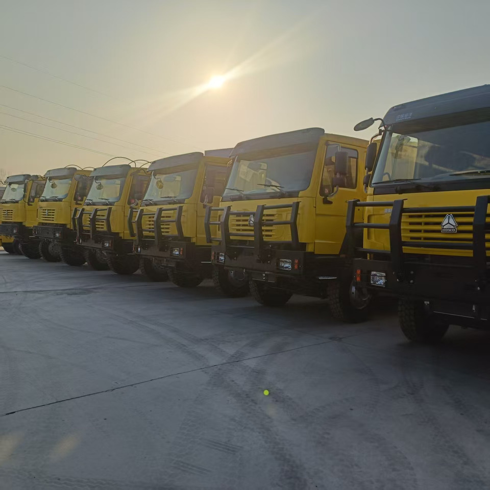 SINOTRUK HOWO - Camión volquete: foto 5 SINOTRUK HOWO - Camión volquete: foto 5