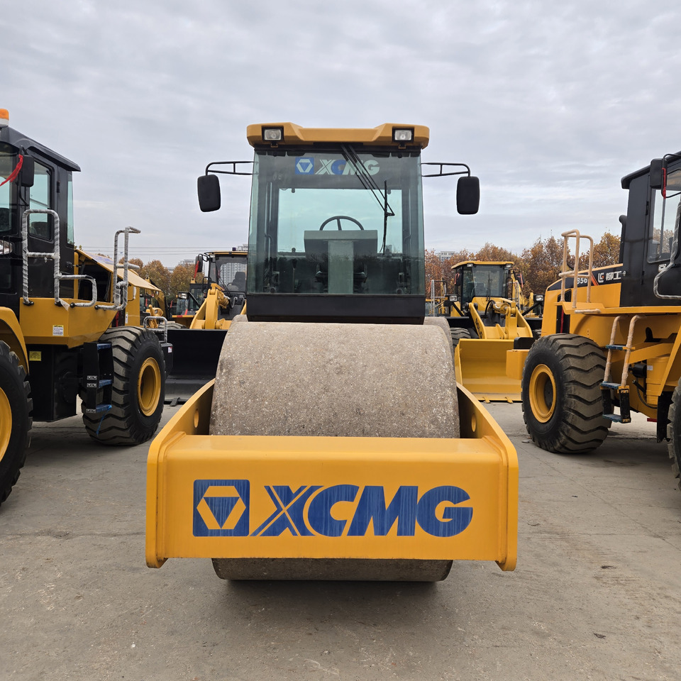 XCMG 3Y252J - Apisonadora de asfalto: foto 2 XCMG 3Y252J - Apisonadora de asfalto: foto 2