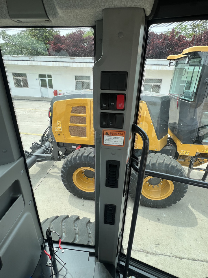 XCMG GR215 - Grader: foto 2 XCMG GR215 - Grader: foto 2