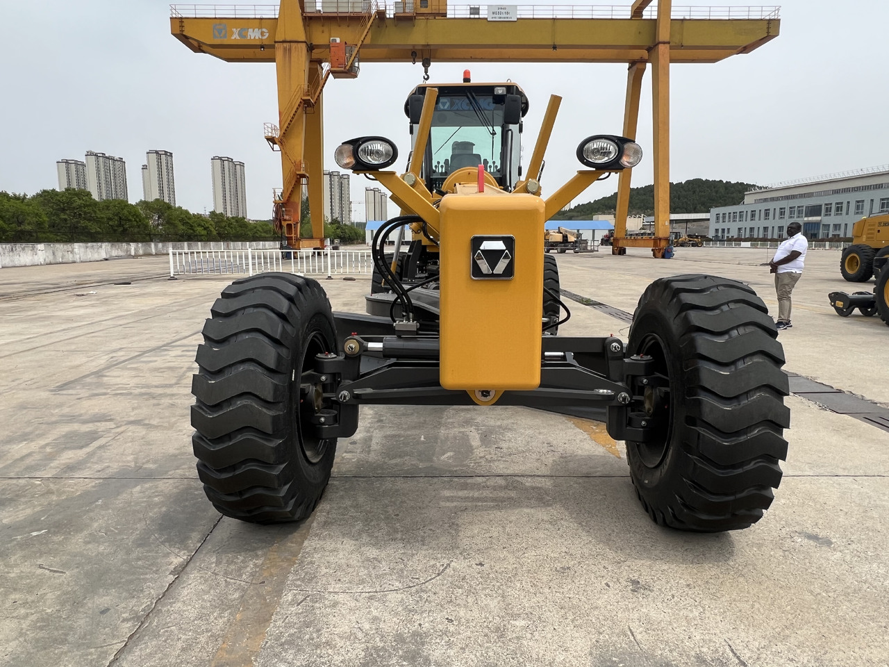 XCMG GR2153 - Grader: foto 2 XCMG GR2153 - Grader: foto 2