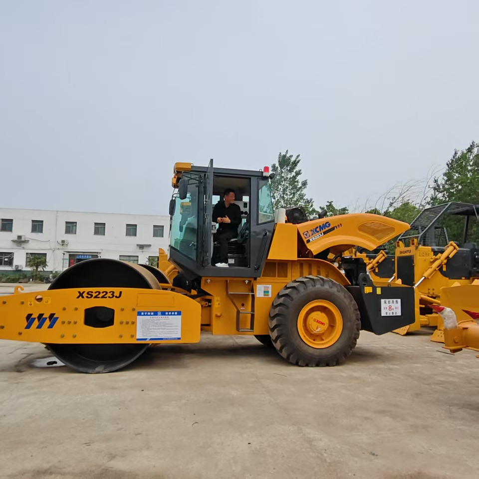 XCMG XS233J - Compactador: foto 1 XCMG XS233J - Compactador: foto 1