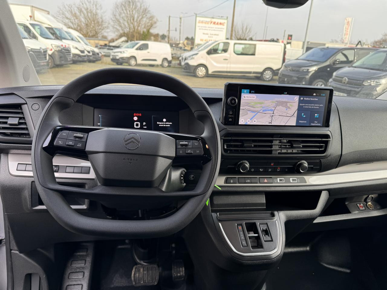 CITROEN jumpy 2 PLACES XL 2.0 BLUEHDI 180CH S&S PACK PREMIUM CONNECT EAT8 - Furgón: foto 3 CITROEN jumpy 2 PLACES XL 2.0 BLUEHDI 180CH S&S PACK PREMIUM CONNECT EAT8 - Furgón: foto 3