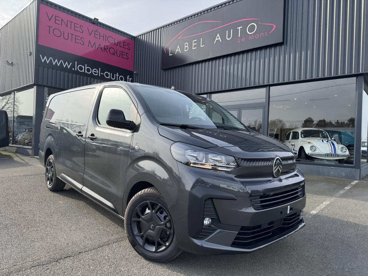 Citroen Jumpy M 2.0 BlueHDi 180CH EAT8 PACK LOOK - Furgoneta pequeña: foto 1 Citroen Jumpy M 2.0 BlueHDi 180CH EAT8 PACK LOOK - Furgoneta pequeña: foto 1