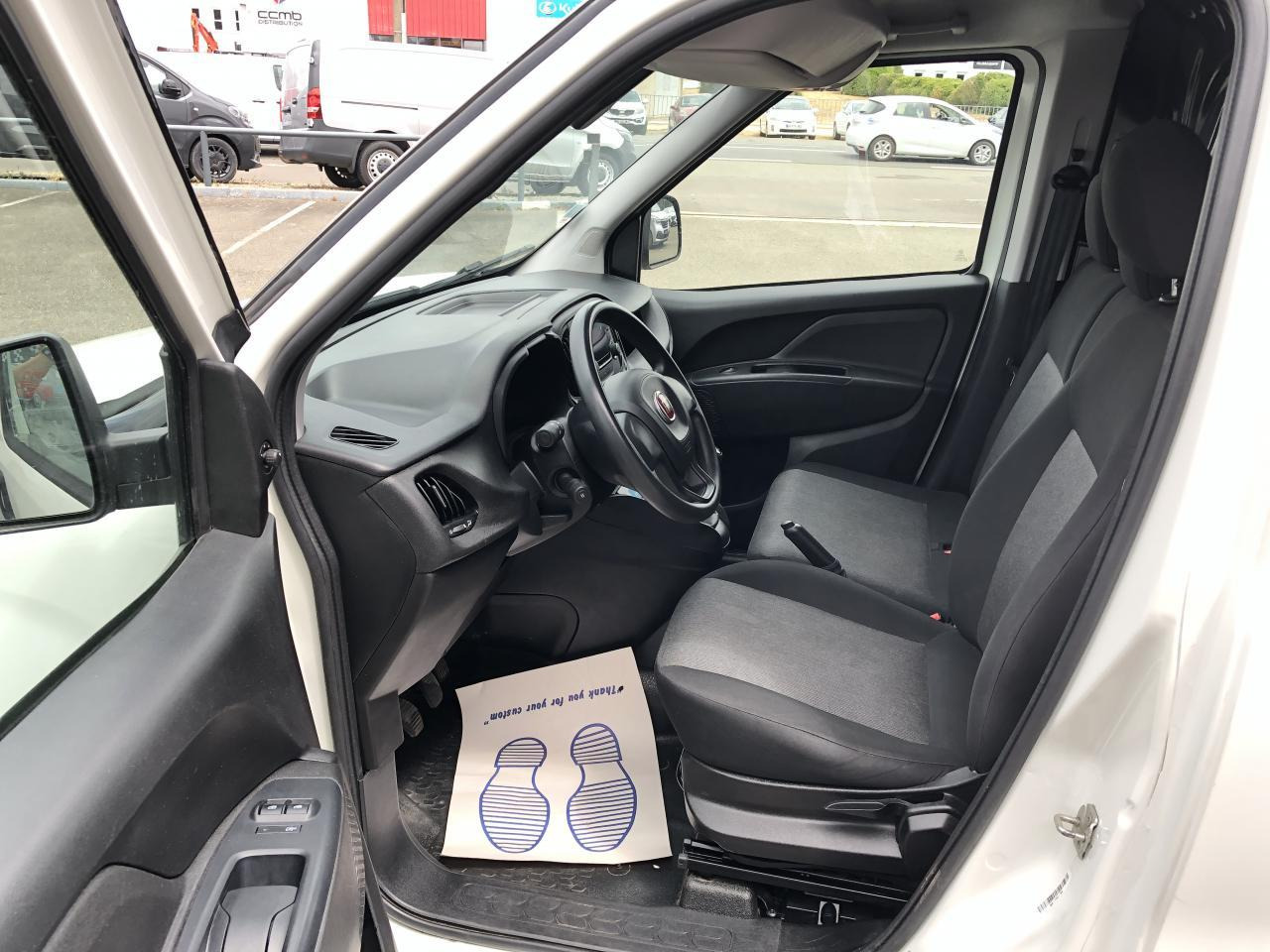 Fiat Doblo Cargo MAXI 1.6 MULTIJET 105CH 1005KG BUSINESS - Furgón: foto 4 Fiat Doblo Cargo MAXI 1.6 MULTIJET 105CH 1005KG BUSINESS - Furgón: foto 4