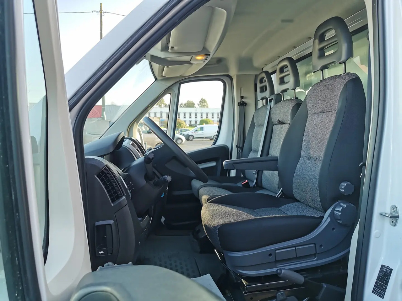 Furgoneta caja cerrada Fiat Ducato 3.5 L H3-POWER 140CH MAXI HEAVY DUTY CAISSE 20M³ + HAYON 750KG + AUVENT PACK PRO: foto 6