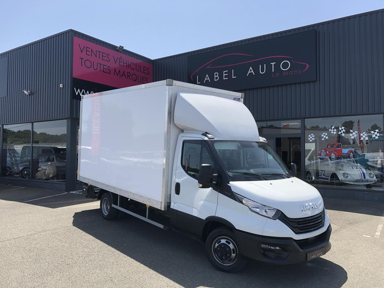 Iveco Daily 35 C 16 CAISSE HAYON 20M3 - Furgoneta caja cerrada: foto 3 Iveco Daily 35 C 16 CAISSE HAYON 20M3 - Furgoneta caja cerrada: foto 3