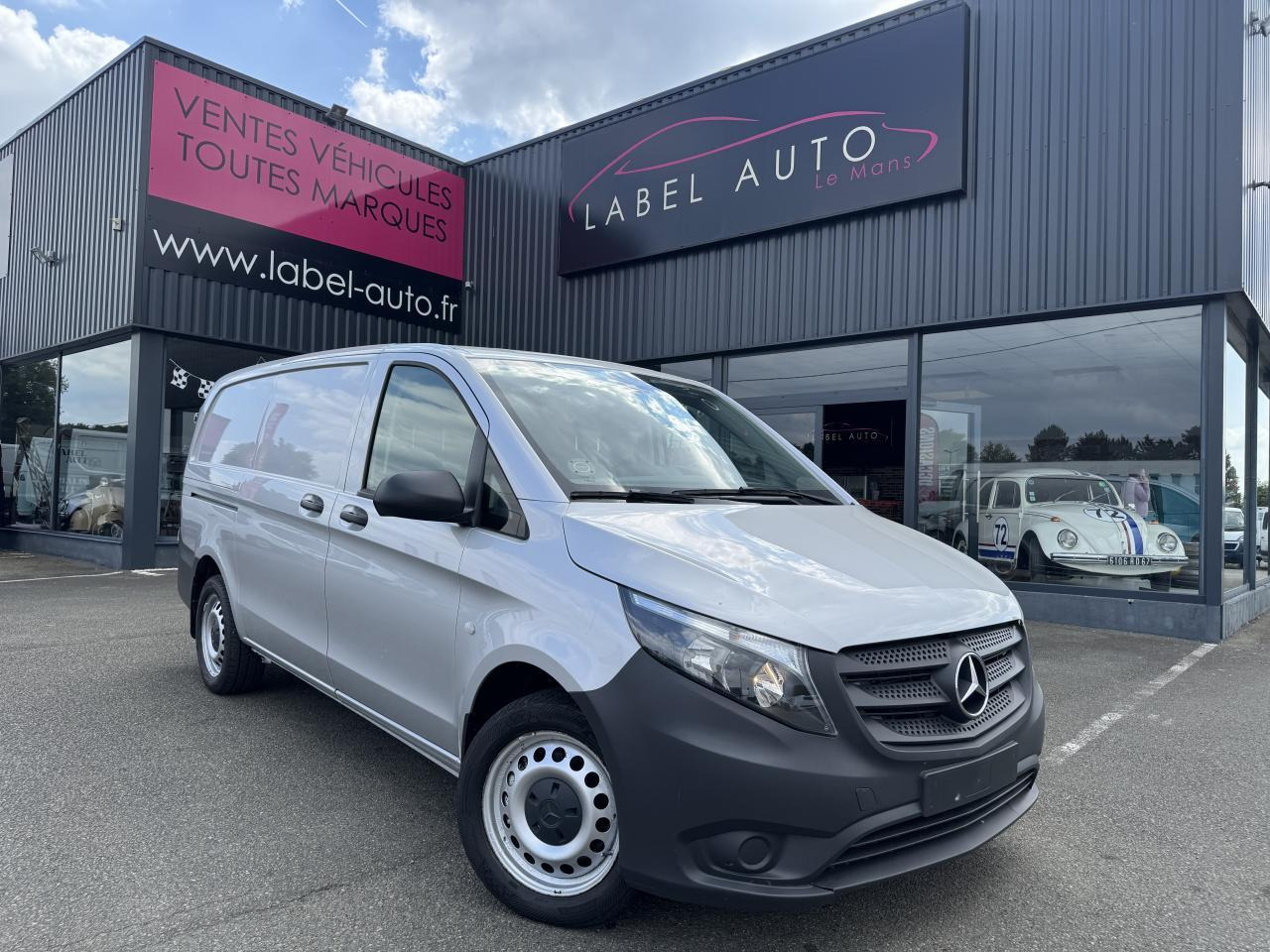 Mercedes Vito 114 CDI 4X4 LONG SELECT PROPULSION 9G-TRONIC - Furgón: foto 1 Mercedes Vito 114 CDI 4X4 LONG SELECT PROPULSION 9G-TRONIC - Furgón: foto 1